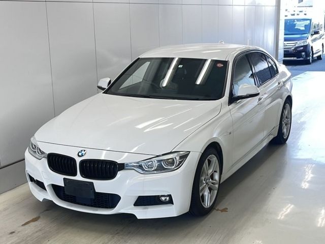 3010 BMW 3 SERIES 8A20 2016 г. (KCAA Yamaguchi)